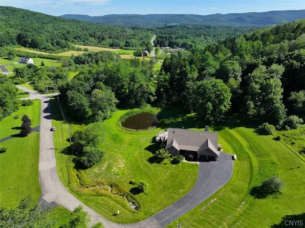 2 Red Oak Dr, Olean, NY 14760