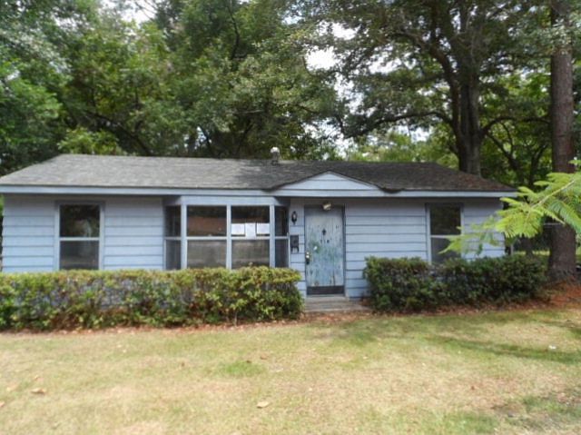 1st image of 718 E Brookwood Dr