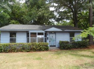 718 E Brookwood Dr, Valdosta, GA 31601