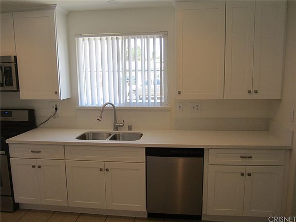 4th image of 1536 Casarin Ave