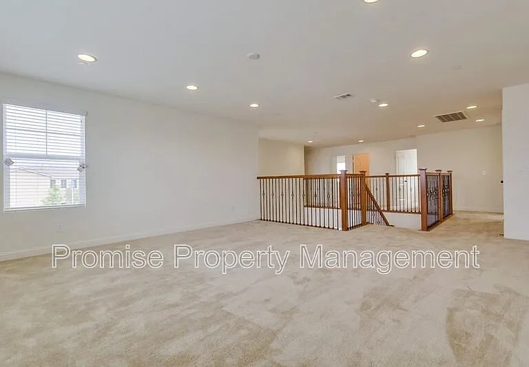 5514 Lipizzaner Cir — Photo 18