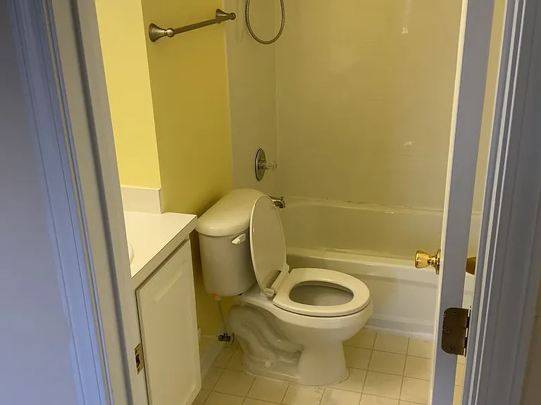 127 Linville Ct — Photo 10