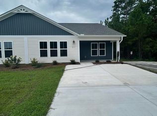 811 Discovery Cv, Newport, NC 28570