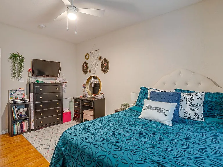 2700 McCart Ave — Photo 23
