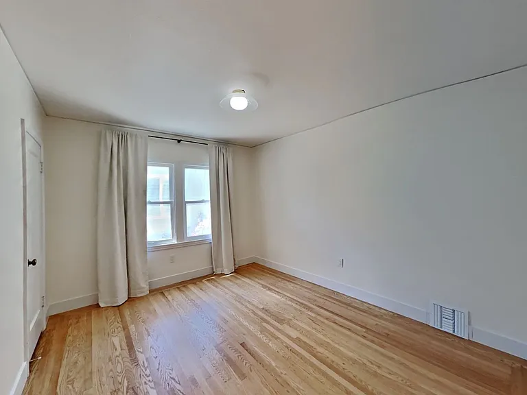 1866 Bidwell Way — Photo 24