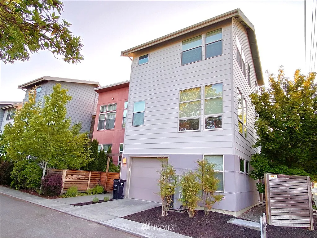 1246 N Northgate Way #29 photo 1