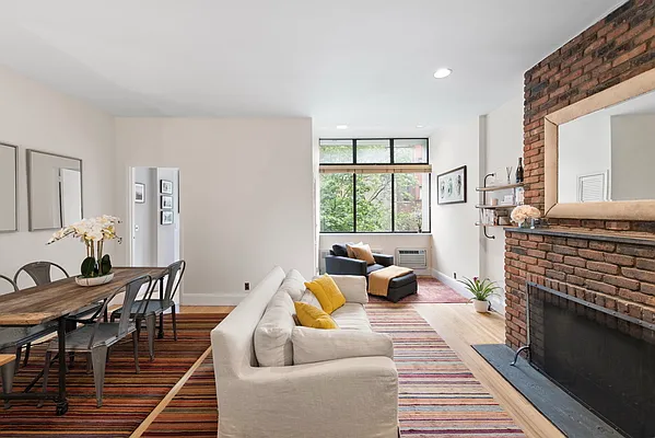 Sold by Compass | media 1