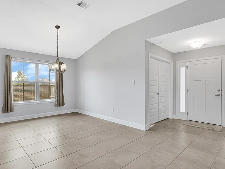22211 Senoma Ridge Dr — Photo 4