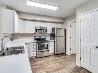 196 Gethings Cir, Battle Creek, MI 49015