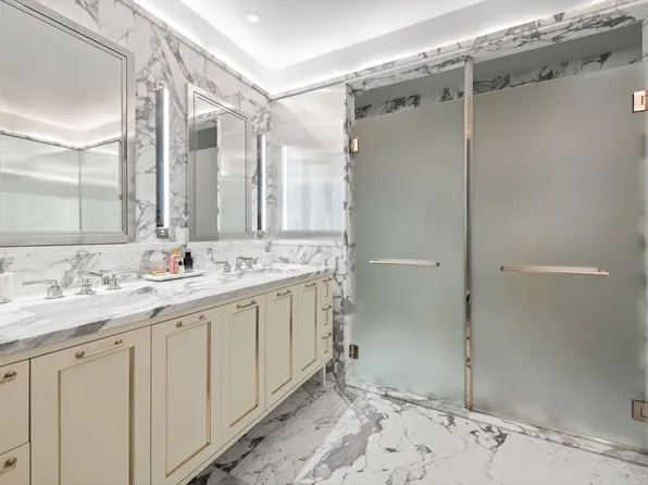 40 East End Avenue image 9 of 23