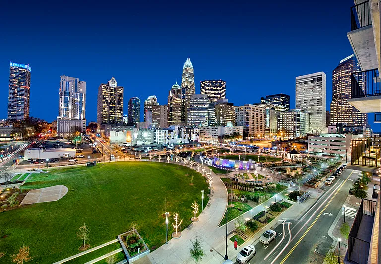 Bell Uptown Charlotte — Photo 34