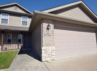 3912 Arctic Fox Dr, Columbia, MO 65202