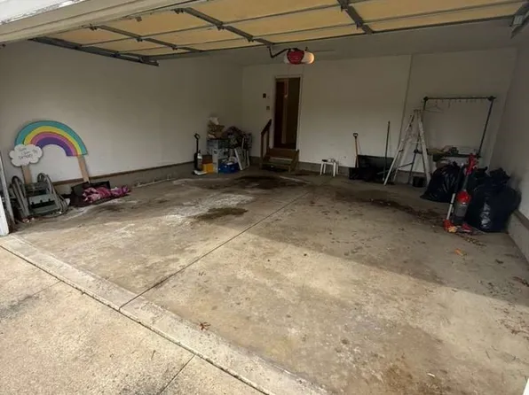 798 Coburn St, Akron, OH 44311