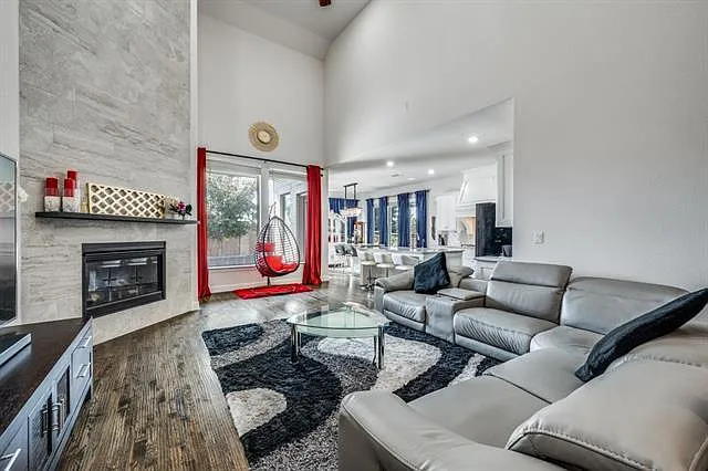 7679 Gypsy Shire Ln — Photo 4