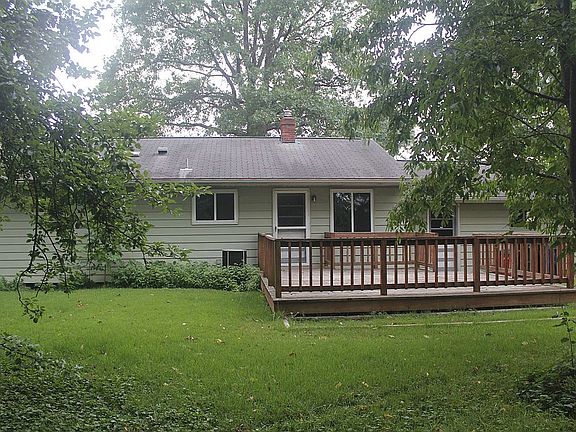 4th image of 11815 Lillian Ave