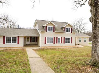10050 Bunch Cir, Gravette, AR 72736