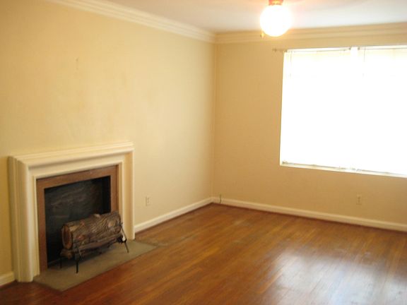 2nd image of 3801 Habersham St