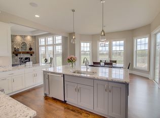 S59W30230 Fields Crossing Dr, Mukwonago, WI 53149