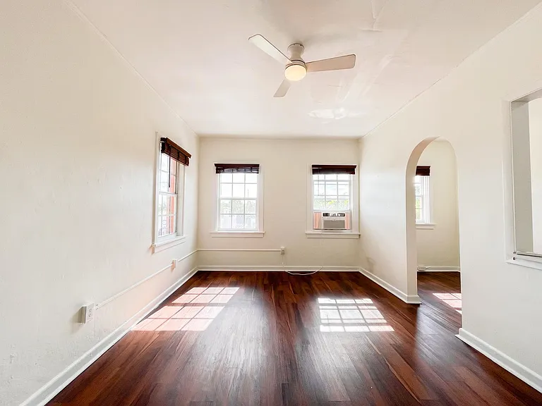 Park Place Apartments — Photo 19