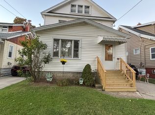 100 Shenandoah Rd, Buffalo, NY 14220