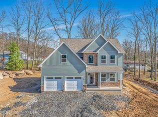63 Maple St, Dallas, PA 18612