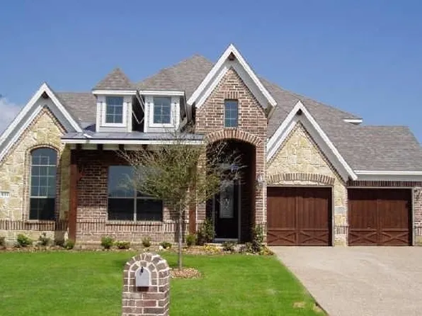 644 Three Tee Ct, Grand Prairie, TX 75052