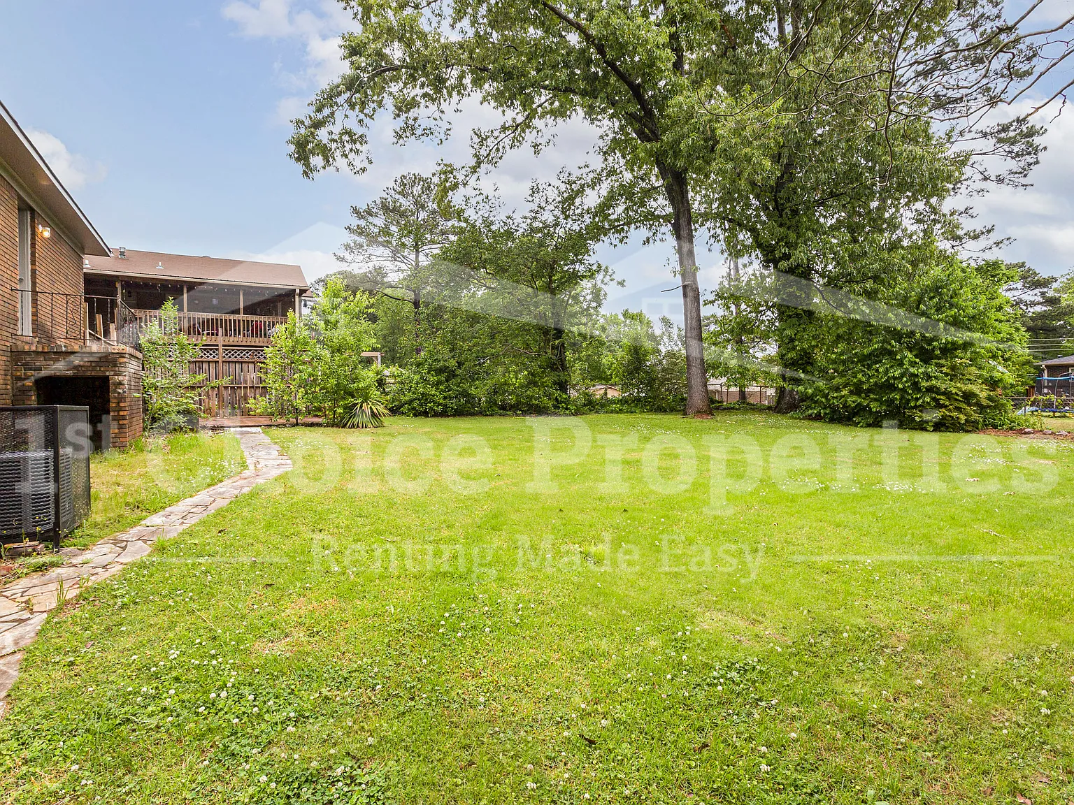 3355 Crescent Drive, Hueytown, AL - 1 — Photo 3