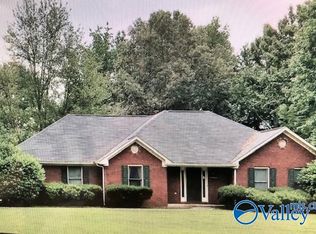 14648 Creek Ln, Athens, AL 35613