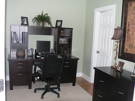 Office/1st Floor bedroom 