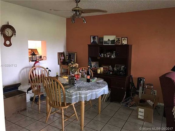 3rd image of 8020 Fairview Dr APT 103