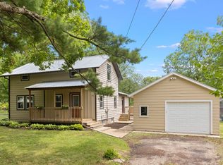 3S051 Glen Dr N, Warrenville, IL 60555