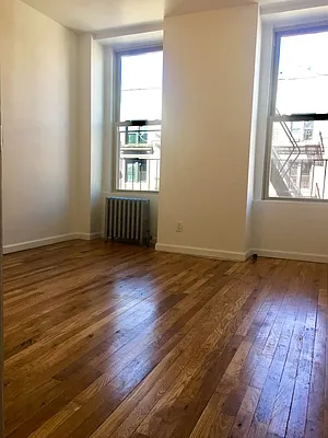 Rented by REAL New York | media 14