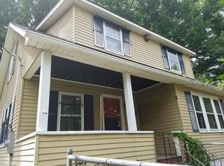 17 Pasadena Pkwy, Worcester, MA 01605