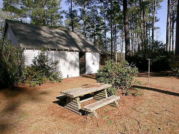 detached garage & workshop