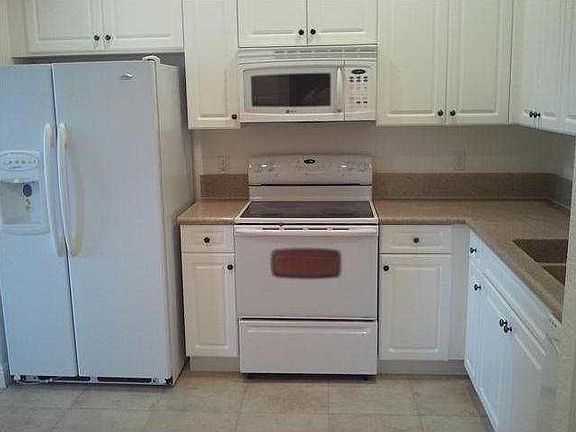 3rd image of 6957 Lakeside Cir N