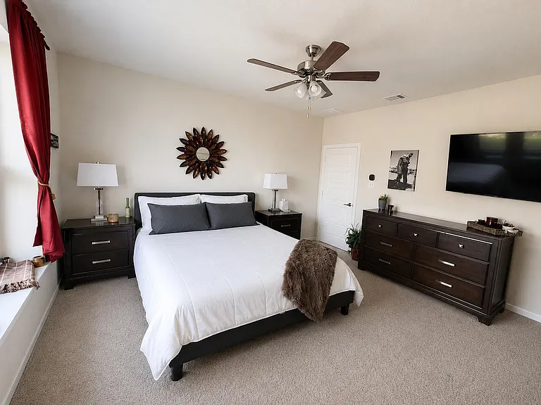 1008 Mosby Ln — Photo 11