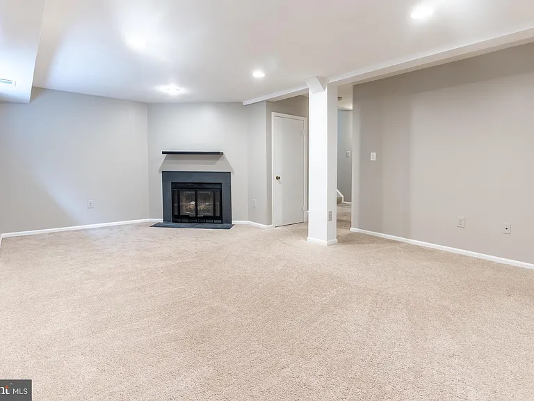 8020 Bethelen Woods Ln — Photo 30