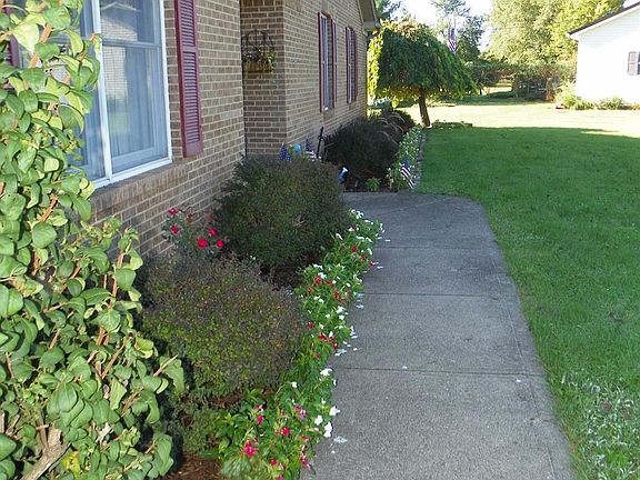 3rd image of 9048 Huber Ct