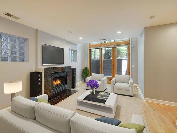 3rd image of 1451 W Thomas St APT 1