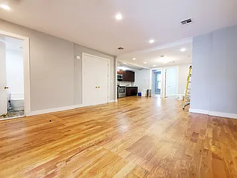 Rented by Sunshine Management Group, LLC