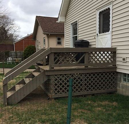 2nd image of 1022 S Wilson Ave
