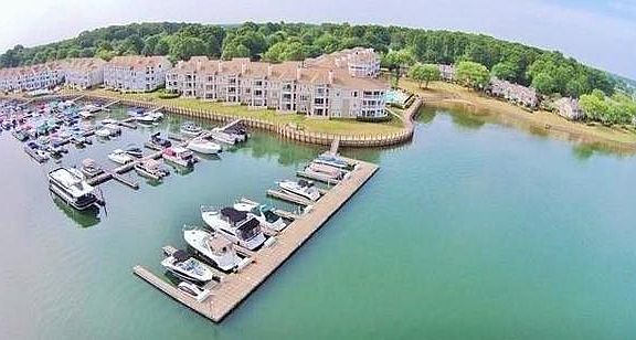 Vineyard Point Community