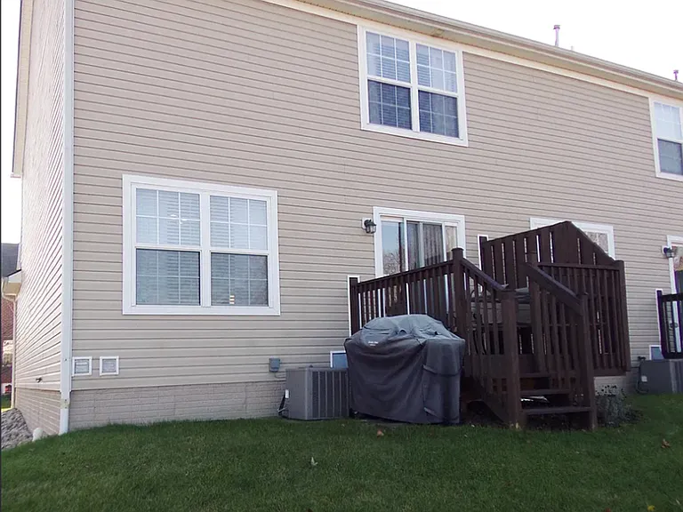 2680 Sawmill Reserve Dr — Photo 30