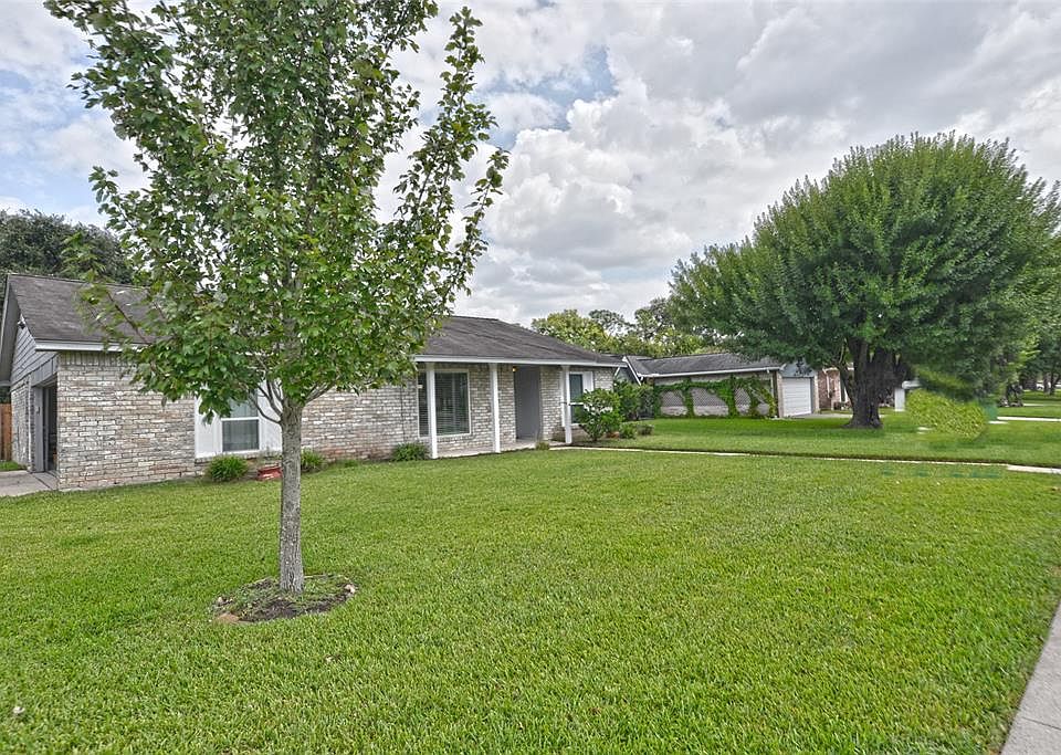 1st image of 16803 Blackhawk Blvd