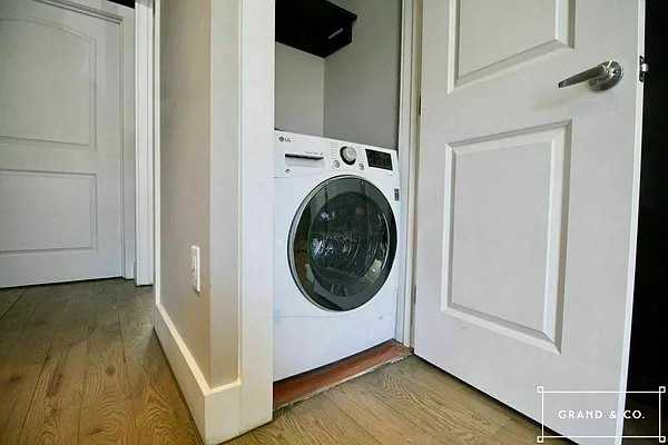 Rented by Grand & Co. | media 5