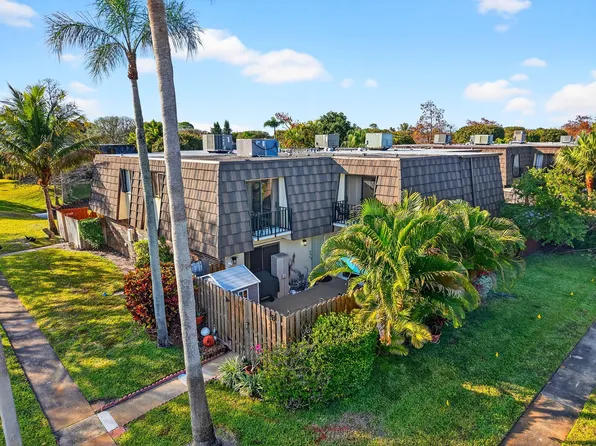 1545 W Forest Lakes Circle W #B, West Palm Beach, FL 33406