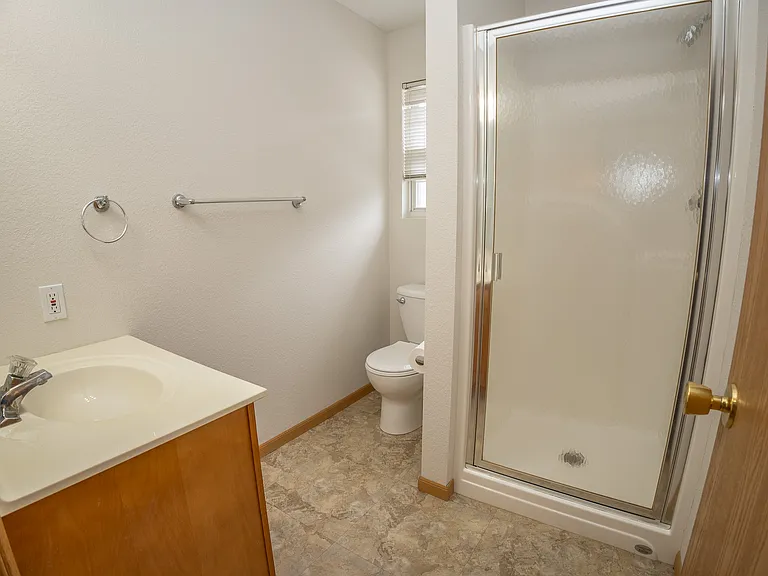 127 Ventura Ave #A — Photo 10