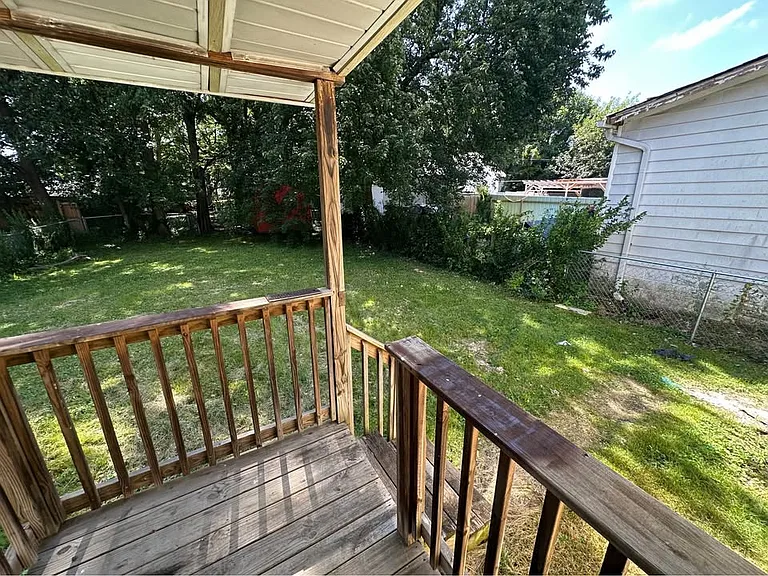 4017 Taylor Blvd — Photo 4