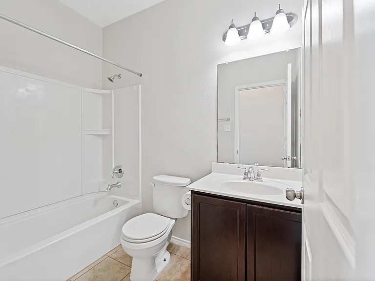 9210 Sandyford Ct — Photo 11