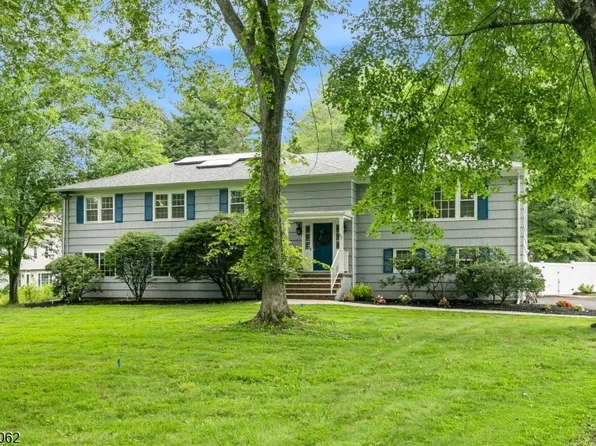 67 Kinnan Way, Bernards Twp., NJ 07920